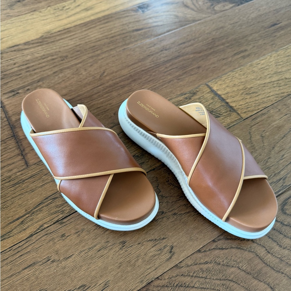 Cole Haan Women's 2.Zerogrand Criss Cross Slide Sandal sz 9
